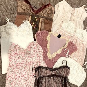 Bundle for @melina_mich Cute tops and Dress! 🌸